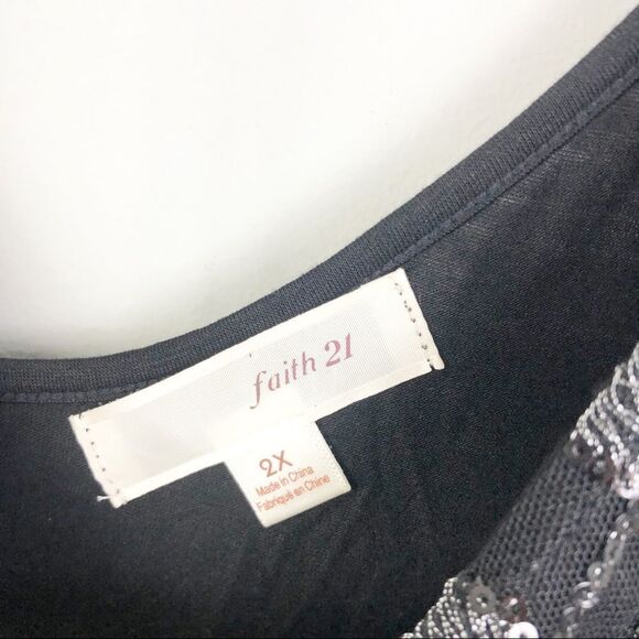 FAITH 21 | Ombré Sequin Top with Chain Necklace Women’s Plus Size 2X - Picture 4 of 8